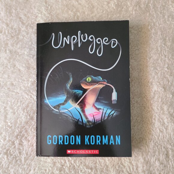5/$30 Scholastic Unplugged Paperback Book - Picture 1 of 2